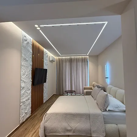 Xika 4* סרנדה