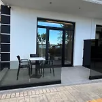 Xika 게스트하우스 Sarandë
