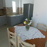 게스트하우스 Xika Sarandë