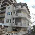 Xika Sarandë