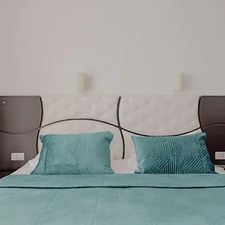 Xika Πανσιόν Σαράντα