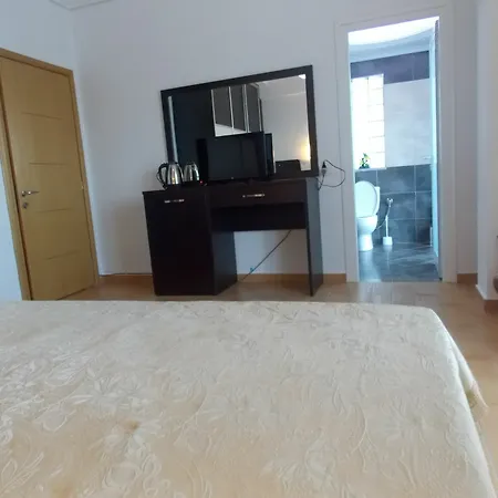 Xika Pensión 4*