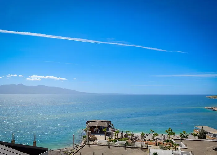 ゲストハウス Xika Sarandë